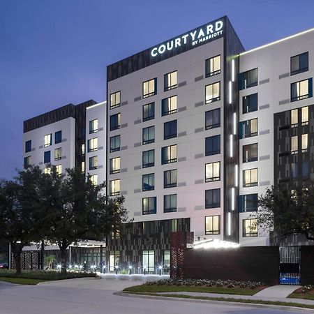 Courtyard By Marriott Houston Heights/I-10 Hotel Екстериор снимка