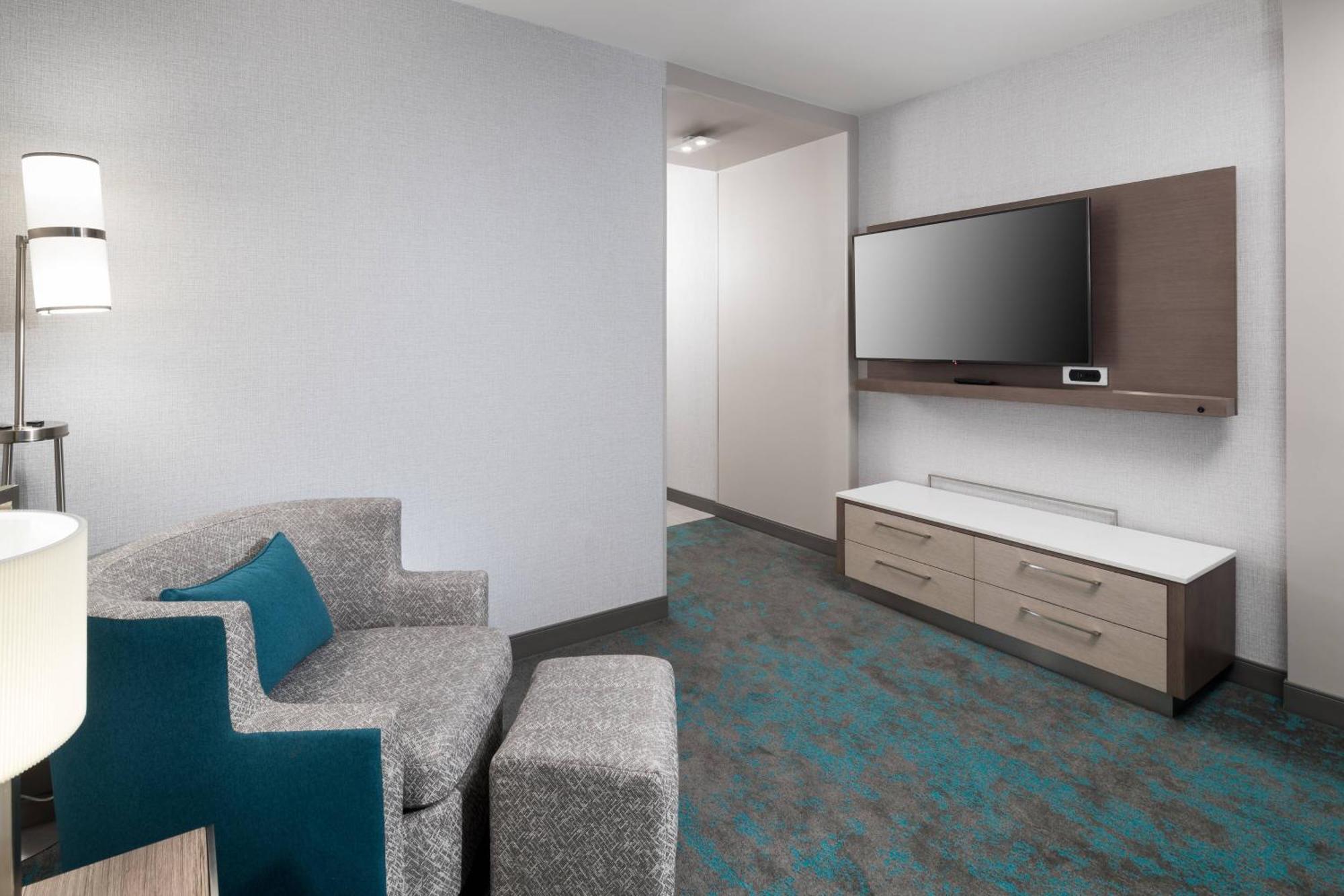 Courtyard By Marriott Houston Heights/I-10 Hotel Екстериор снимка